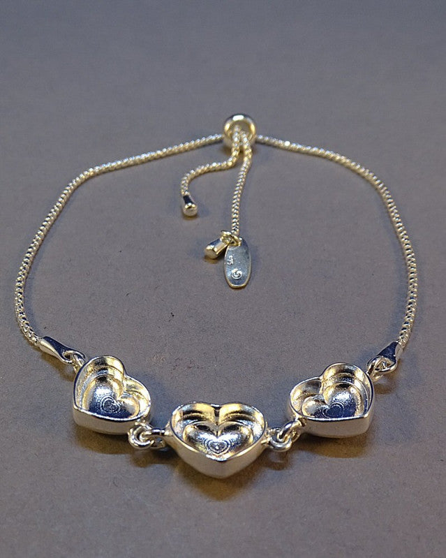 Three Stone Heart Bracelet Mount Suitable for Resin Or Stones
