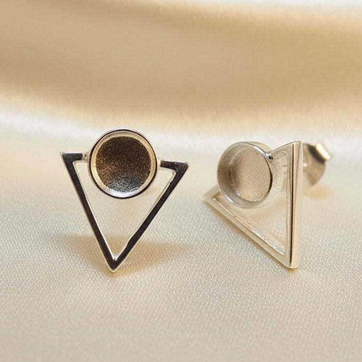 Silver Triangle Studs Settings To Fit 5mm Cabochon