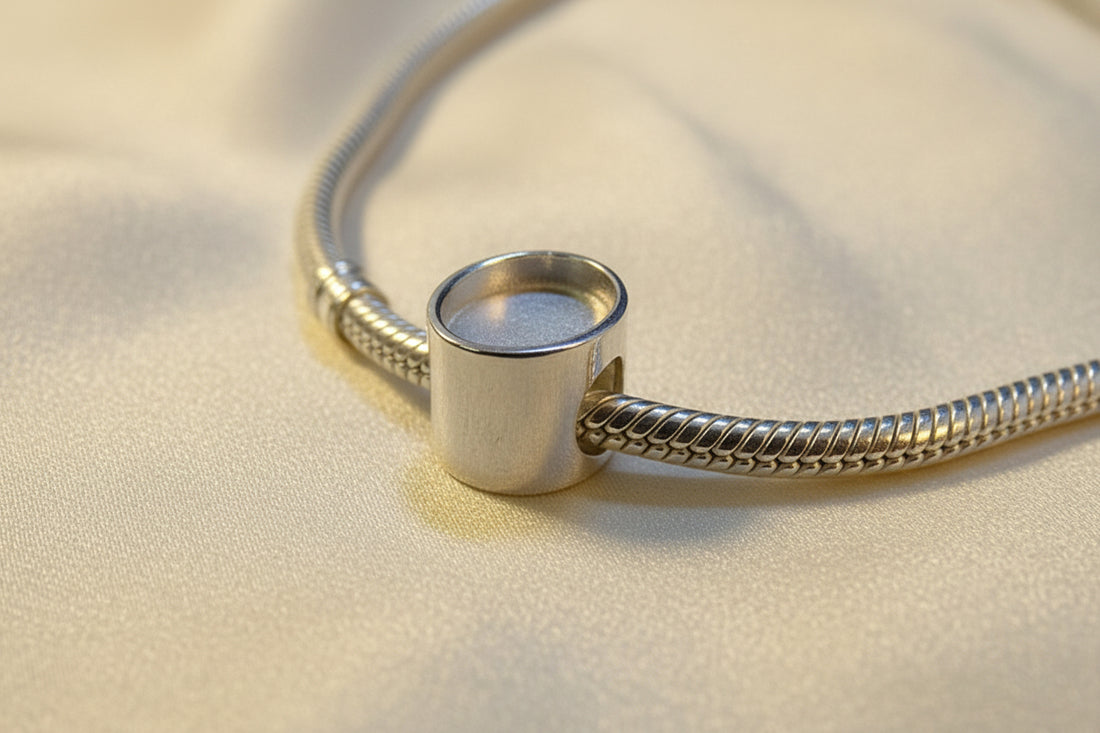 Silver Bangle Charm for 10x8 cabochon or Suitable For Resin