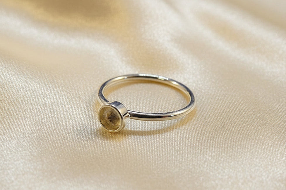Silver Plain Ring For 4mm Cabochon Or Resin