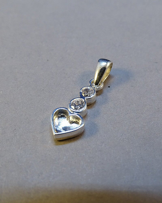 Small silver Heart And cz Pendant