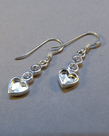 Stunning Silver Drop Heart &amp; cz Earrings