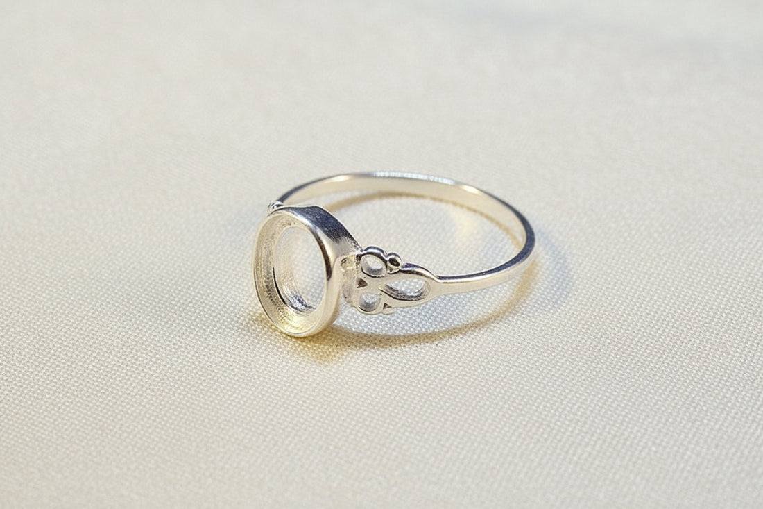 Celtic Ring Setting For 8x6mm Cabochon