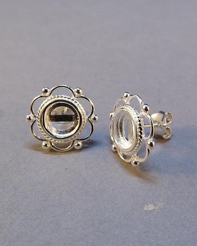 Silver Frill And Bead Ear Stud Setting For 6mm Stone
