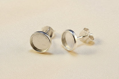 Heavy Silver Collet Style Earstud Round For Cabochon